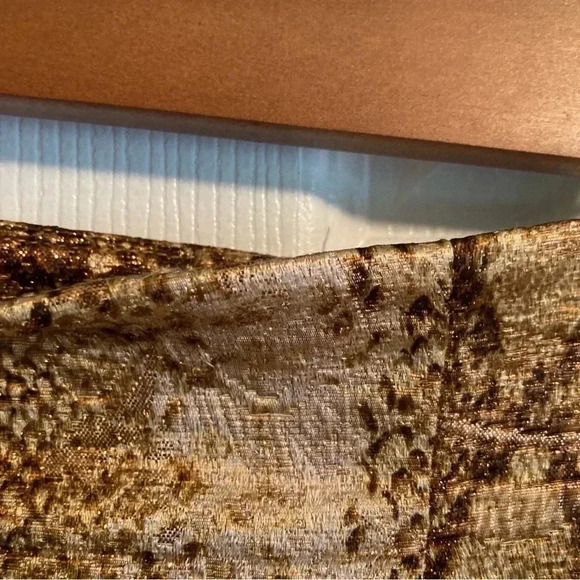 Lafayette 148 New York gold metallic snakeskin skirt wool and silk size 10 - Picture 3 of 11